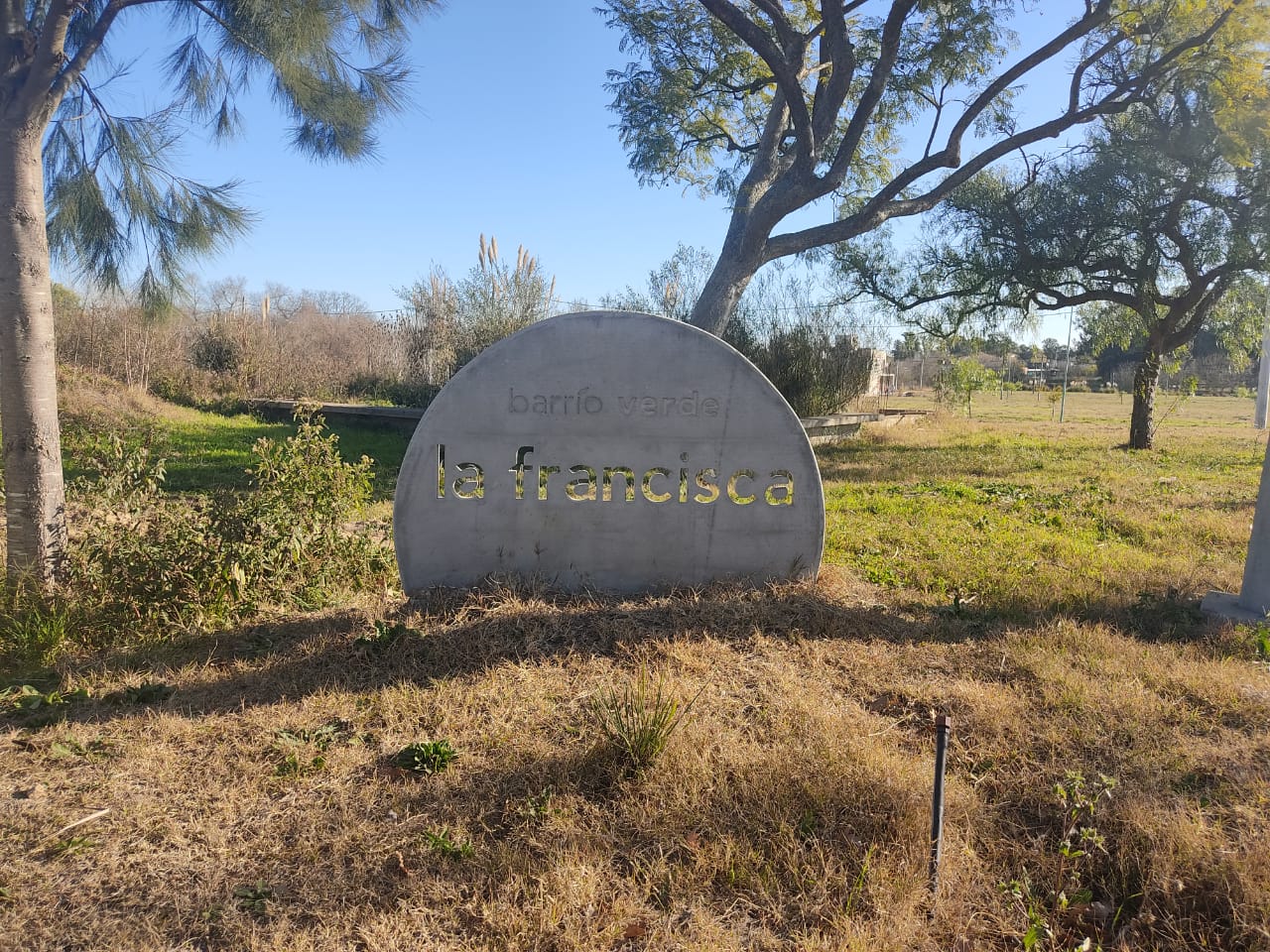 Calle 446 entre 135 y 136