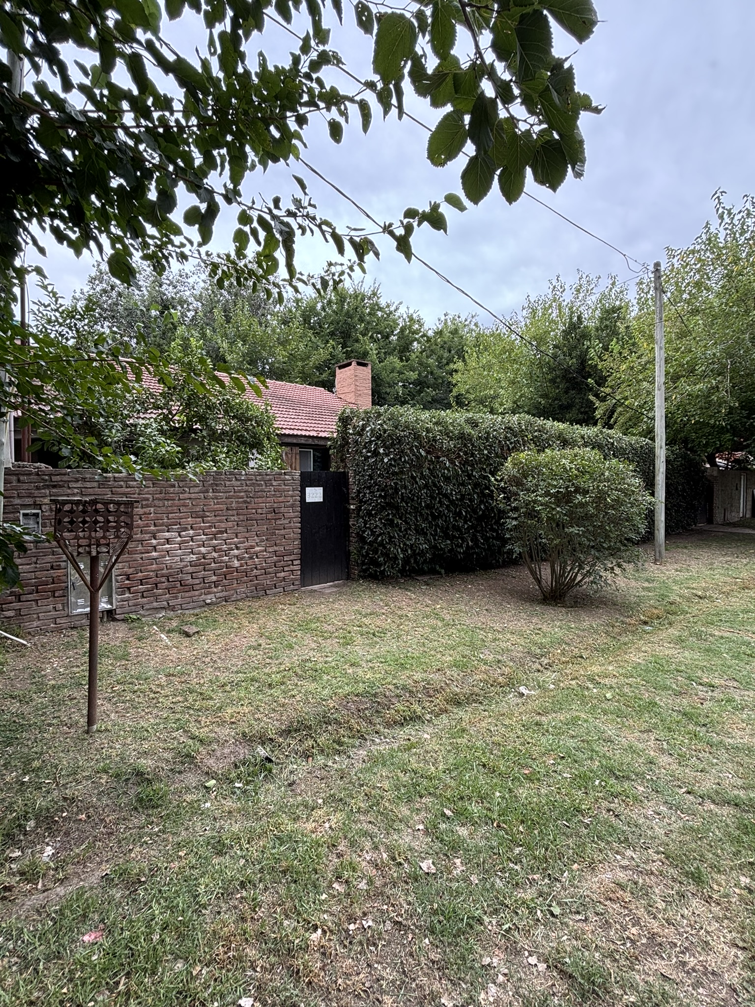 Casa en Villa Elisa de 3 dormitorios, lote 400m2